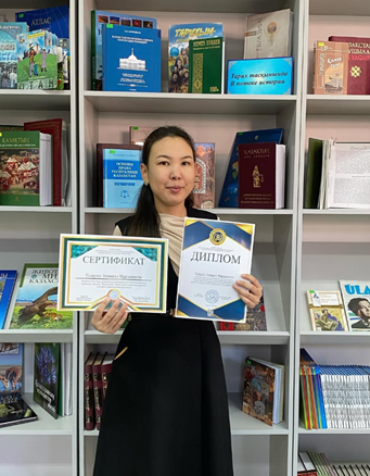 “Білім әлемі”  дипломмен маратталды.